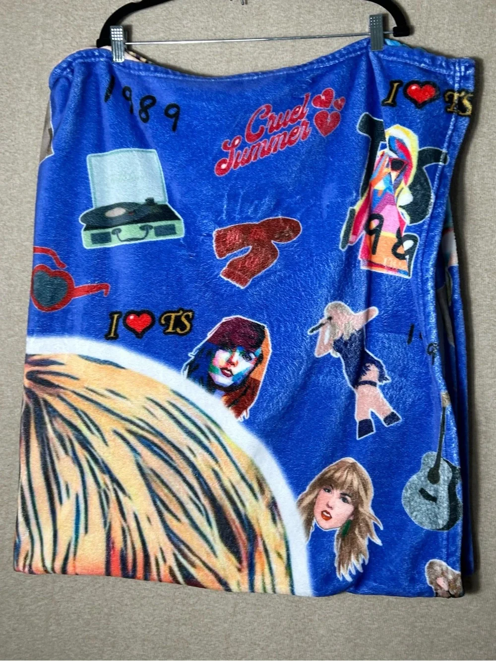 Swiftie Themed Plush Throw Blanket Cruel Summer Lover Songs 1989 Soft Cozy Music